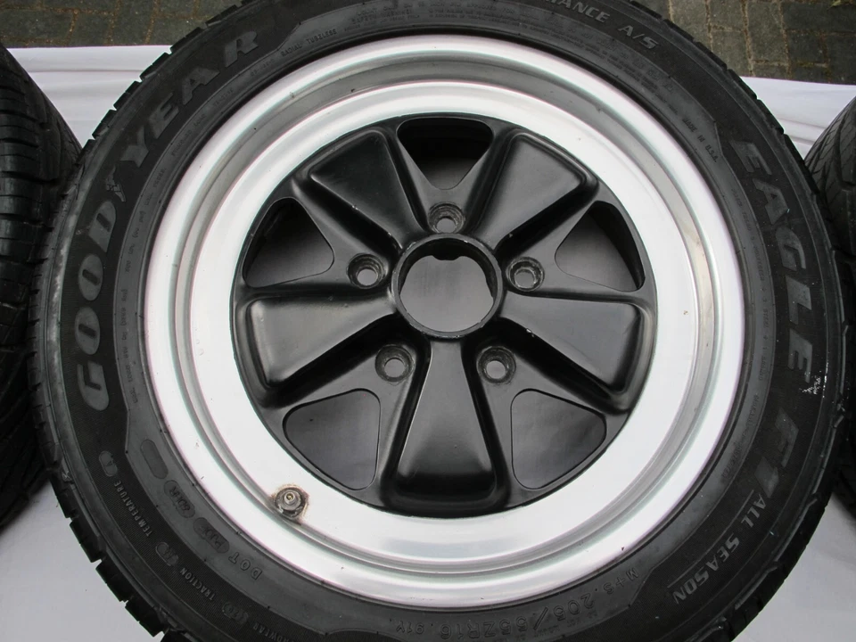 Porsche 911 SC Carrera 3.0 3.2 Satz Orig. Fuchsfelgen vorne 6Jx16 hinten 7Jx16 - Bild 4 von 4