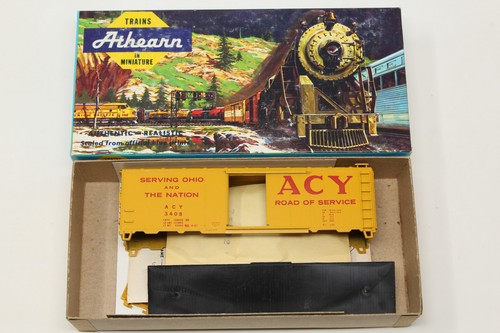 Escala HO Athearn / Bev-Bel 117 40' Caja Coche ACY "Road Of Service" 3408 Amarillo Kit | Condition: Used