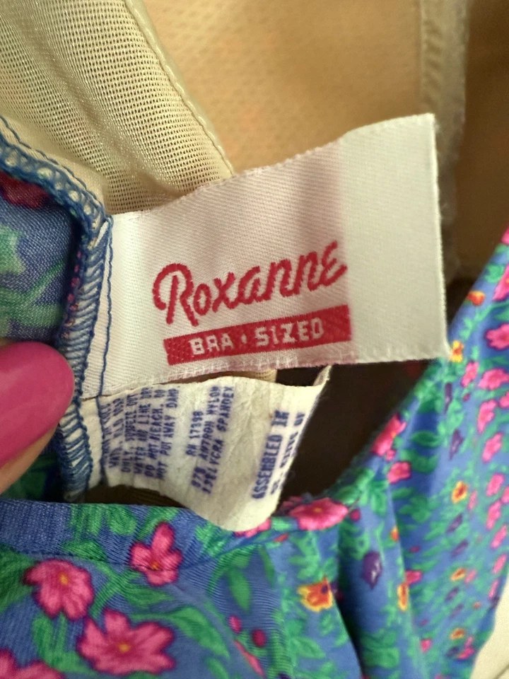Maiô Floral Vintage Perfection Fit by Roxanne Tamanho 18 40D Copo Saia Azul Praia - Imagem 4 de 4