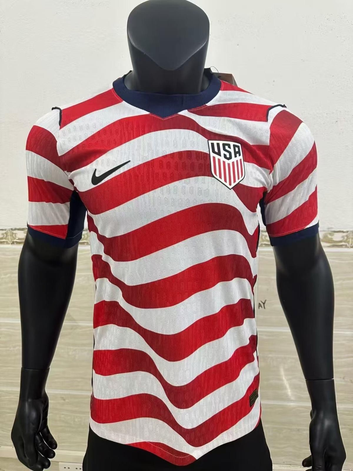 USA World Cup 2026 Soccer Jersey Size Medium