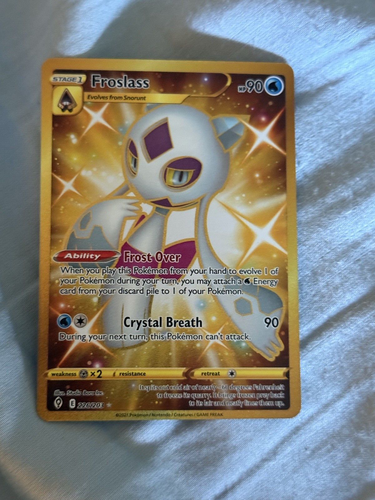 Pokémon TCG - Froslass 226/203 - Gold Secret Rare - Evolving Skies NM