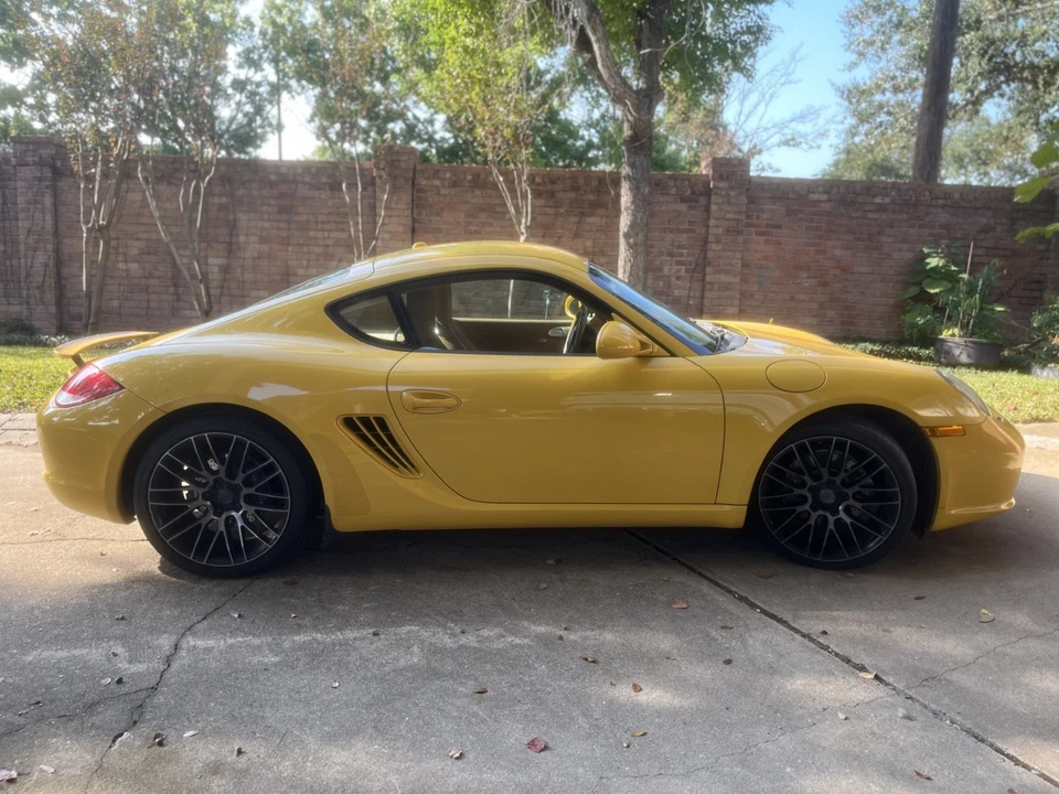 Porsche Cayman 2011 Foto 4 de 4