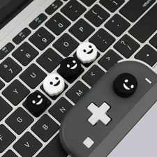 GeekShare 4PCS Nintendo Switch / Oled / Lite Joystick Caps Black & White Ghost