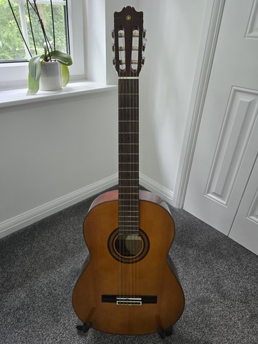 Yamaha G-225 Classical Guitar – Vintage 1970s/80s – Model No. 10528262