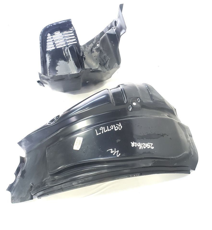 2003 Maserati Spyder Cambiocorsa OEM Left Rear Fender Liners 