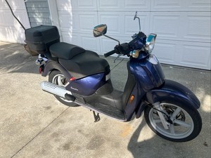 150 Cc APRILIA SCOOTER  2002 Model Year