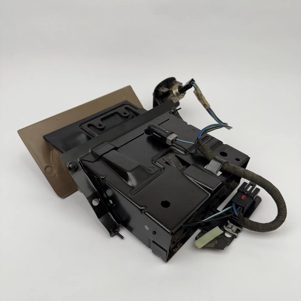 Conjunto de cenicero Ford F150 F250 F350 1992-1996 con Power Point Mocha OEM Foto 3 de 4