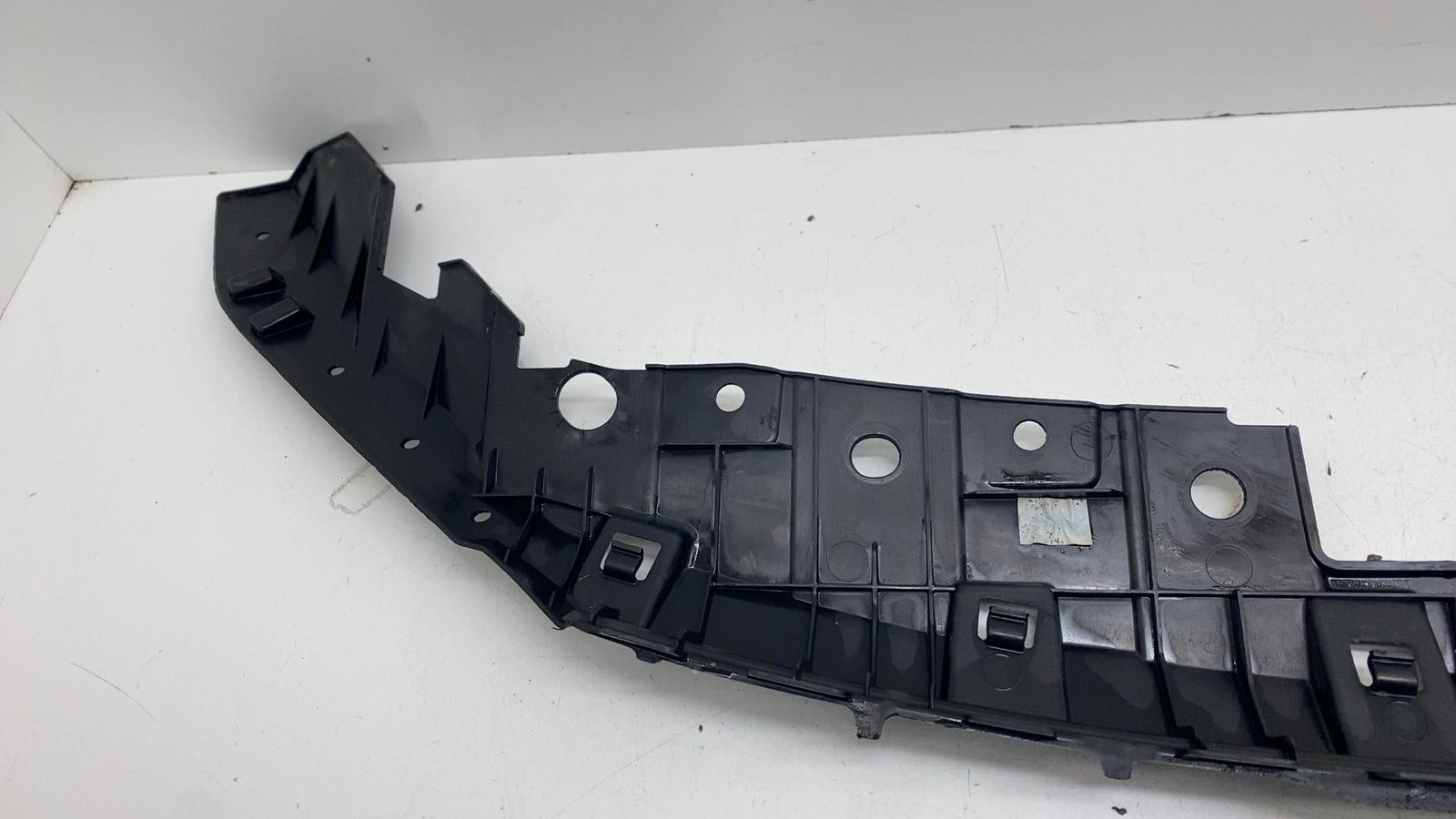 ⭕ 14-20 Maserati Ghibli Front Upper Bumper Reinforcement Support Beam 670100925