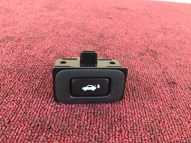 Trunk opener lexus