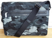 Image of BNWT, MICHAEL KORS 'KENT' LARGE NYLON CAMOUFLAGE MESSENGER BAG. RRP £180