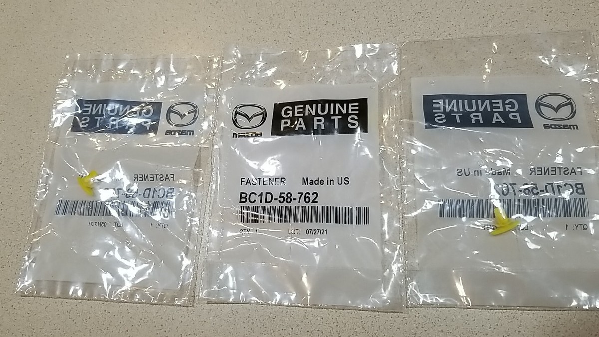 BC1D-58-762 Genuine Mazda Weatherstrip Clip Fasteners Lot Of 3 | eBay