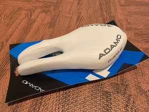 adamo prologue saddle