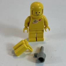 LEGO VINTAGE YELLOW SPACEMAN MINIFIGURE ASTRONAUT Accessory & OXYGEN TANK