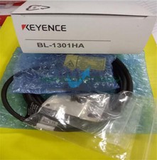 New Keyence BL-1301HA Digital Barcode Reader