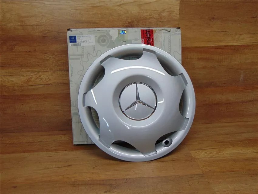 Mercedes-Benz Original 4 Wheel Caps 16 Inch W/S 202/203/210 E/C Class Silver New