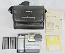 Sony MVC-FD83 Digital Mavica Camera 6x Zoom Floppy Disk w/ 2 Battery NO CHARGER