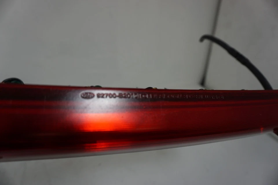 OEM 2014-2019 Kia Soul Brake Lamp 92700-B2010 High Mount Lamp - Imagem 2 de 4