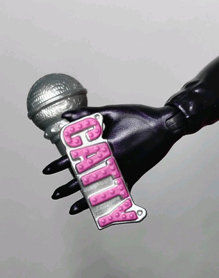 Monster High G3 Catty Noir Doll Silver Microphone Singing Music Accessory