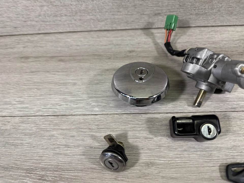 CONJUNTO INTERRUPTOR DE ENCENDIDO SUZUKI OEM 01-04 INTRUDER VOLUSIA 800 VL800 37100-41F10 Foto 3 de 4