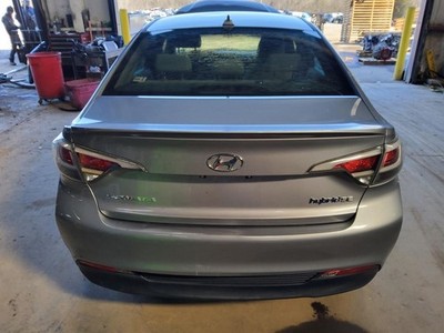 (LOCAL PICKUP ONLY) Trunk/Hatch/Tailgate Spoiler With Rear View Camera Fits 16-1