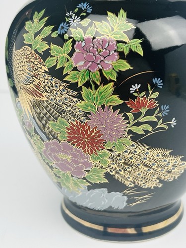 Vintage Black Ginger Jars Peacocks Flowers Floral Gold Trim Japan - Picture 16 of 18