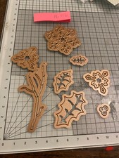 Spellbinders Christmas branch, holly and snowflakes die set ref16116