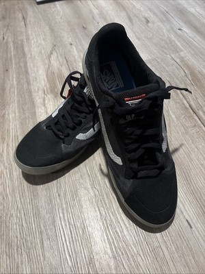 Size 13 - Vans Evdnt Ultimate Waffle Black White