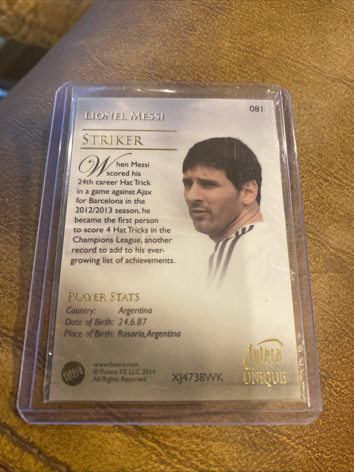 2014 Futera Unique ST Lionel Messi Striker SP view 3