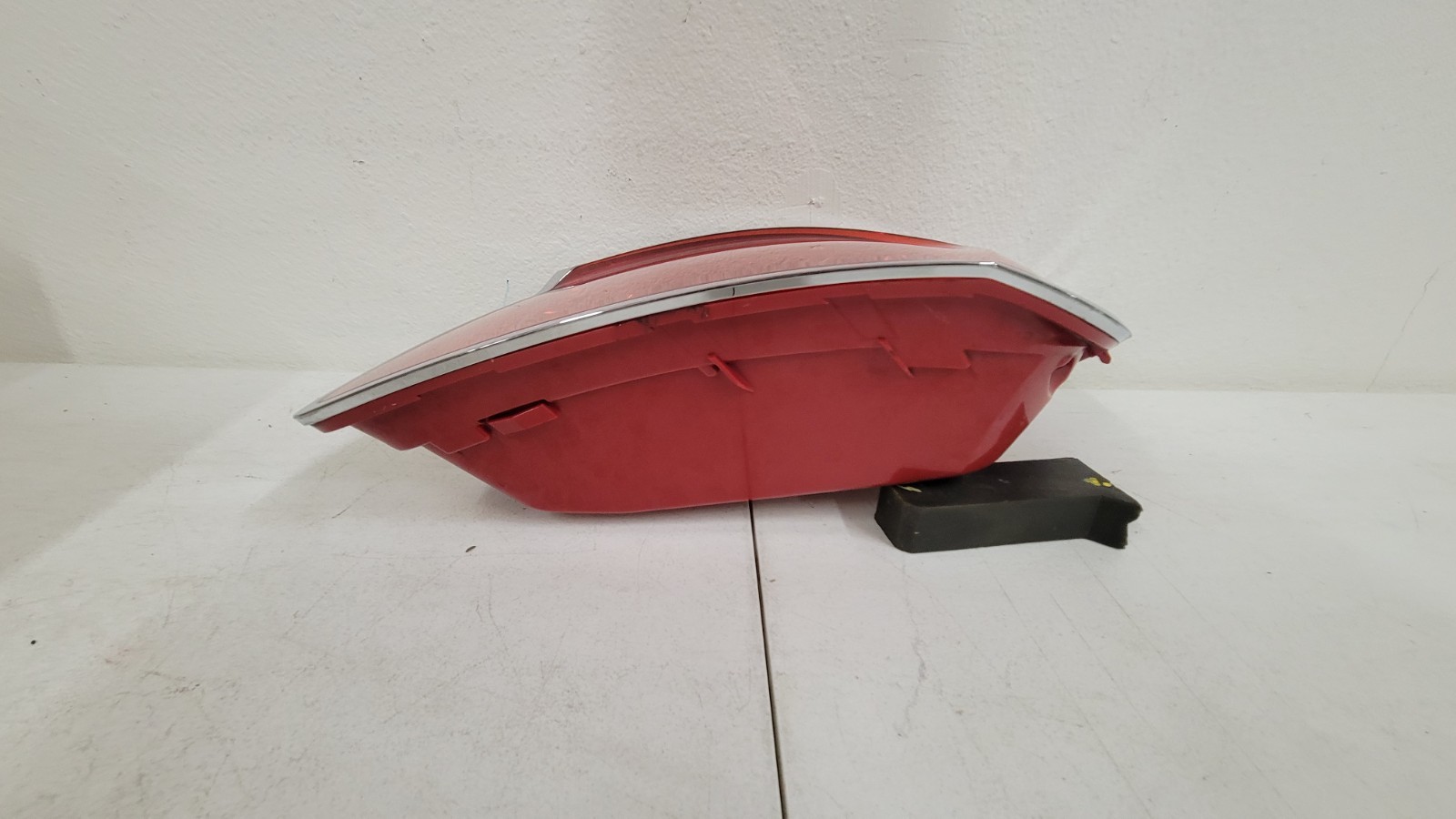 2020 2021 2022 2023 BENTLEY FLYING SPUR RIGHT SIDE TAILLGHT OEM 3SE945096H