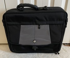 Black Canvas Computer Soft Case by Targus, Lightly Used, No Smells