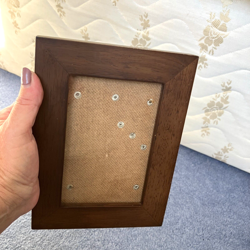 Marco de fotos de madera independiente o colgante de pared tiene capacidad para 14 cm x 9 cm madera vintage - Imagen 14 de 14