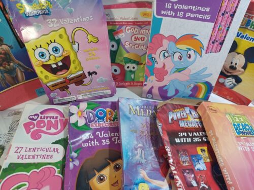 Huge CARTOON Lot Classroom Exchange Valentines Day Cards - Picture 8 of 8