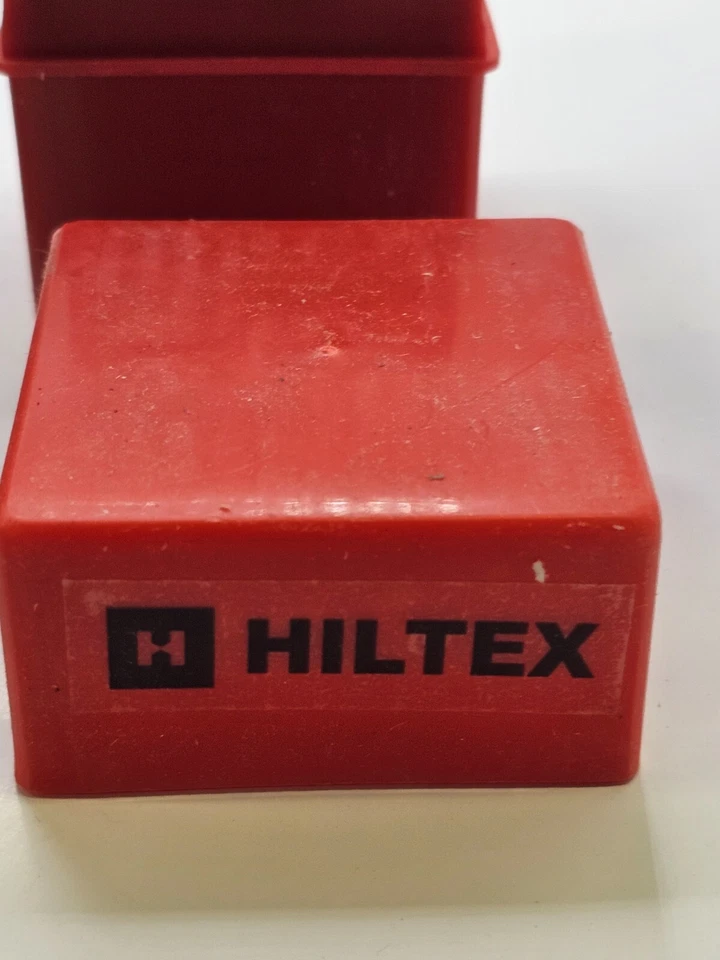 36 peças Hiltex 1/4" número e letra perfurado preto 02624 - Imagem 3 de 4