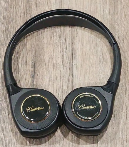 2015-17 ESCALADE PLATINUM REAR ENTERTAINMENT SET REMOTE HEADPHONES PRC307LTXXA1 - Picture 11 of 13
