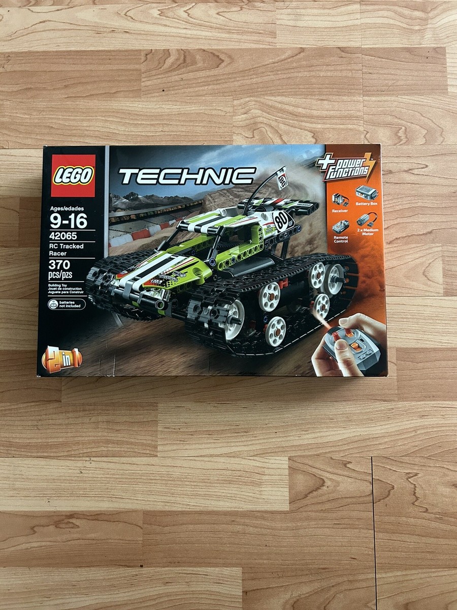 LEGO TECHNIC: RC Tracked Racer 42065 New in box Retired Model