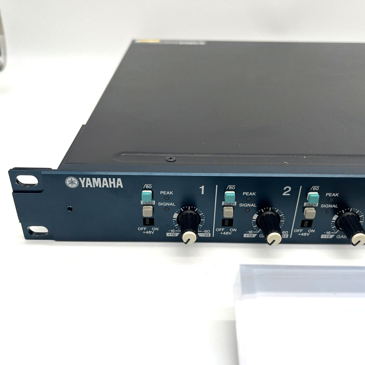 YAMAHA MLA8 8ch Microphone Preamplifier Pro Audio Equipment Used