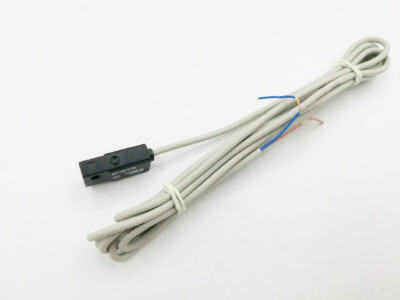 1 PCS SMC D-C73L Magnetschalter NEU