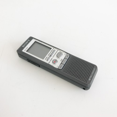 Sony ICD-P520 Digital Voice Recorder With Built In Speakers - IC Recorder - Picture 4 of 9