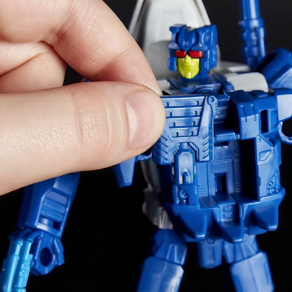 Transformers Power of the Primes Deluxe Class Terrorcon RIPPERSNAPPER - Image 4 of 4