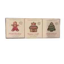 Commonwealth Soaps Frosted Cranberry Cinnamon Vanilla & Toasted Almond Christmas