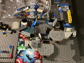 LEGO Marvel Super Heroes Hulk Lab Smash 76018 INCOMPLETE. PLEASE READ DESC. 