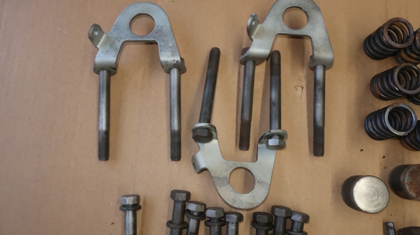 Maserati Biturbo Head bolt set