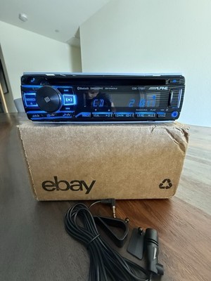 Alpine CDE-175BT CD/USB Receiver with Bluetooth 5 Volt RCA s Subwoofer Control