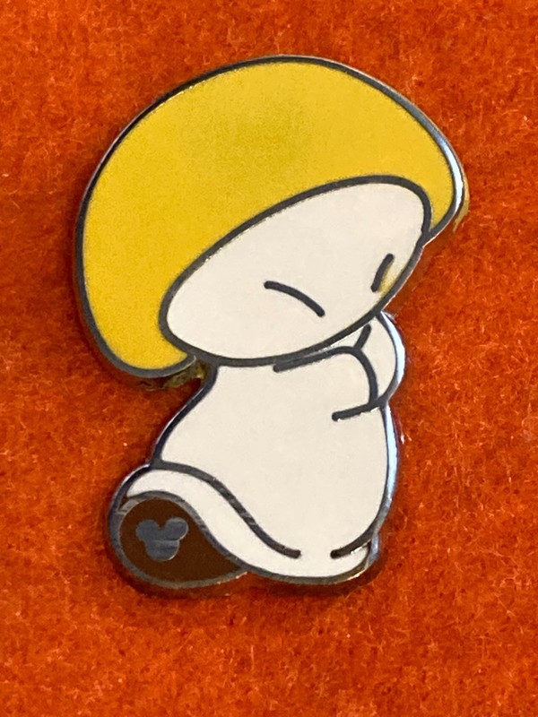 58162    WDW - Hop Low - Sidekicks - Hidden Mickey 2007 - 2008