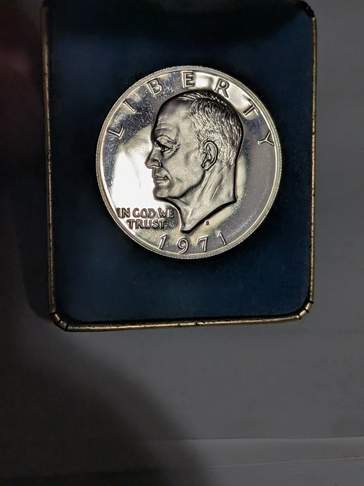 1971 S Proof Eisenhower Dollar in Special Presentation Box - Image 2 of 3