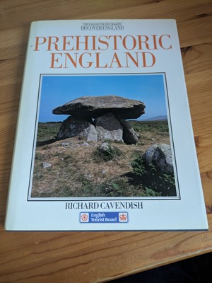 Prehistoric England Richard Cavendish 1983 Hardback Book
