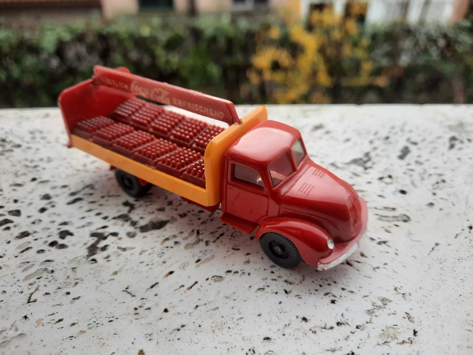 CAMION MAGIRUS  COCA COLA ANNI 60 WIKING RIVAROSSI 1/87 H0  - Immagine 2 di 4