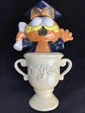 Vintage GARFIELD Enesco Ceramic Figurine Trophy CONGRATS Graduate Graduation