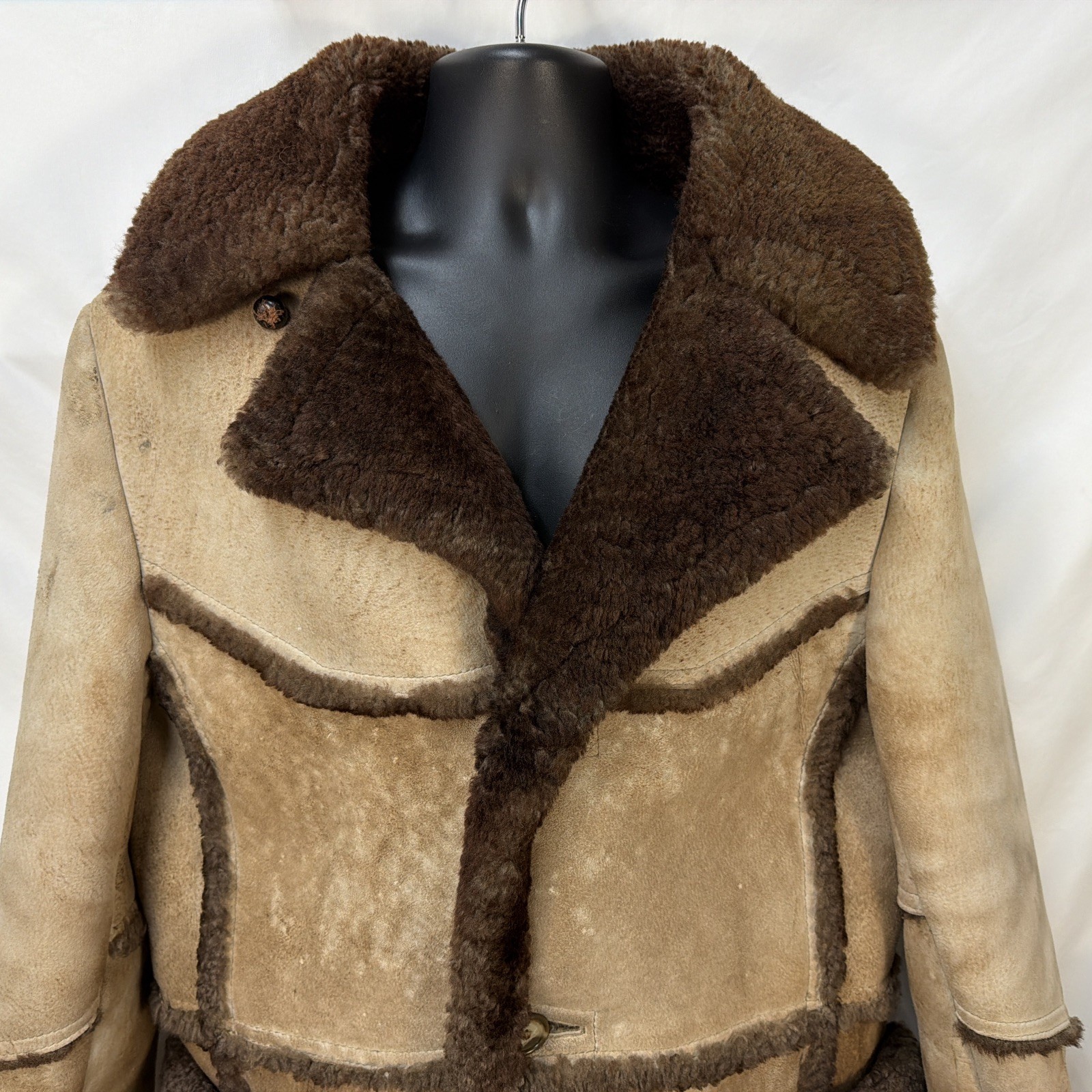 VINTAGE GUIDE MASTER SHEEPSKIN SHEARLING RANCHER MARLBORO MAN COAT 48" CHEST image 3