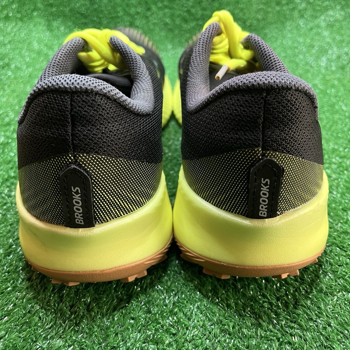 Brooks Men\'s Black & Neon Yellow Catamount Trail Shoes 81PaC+Y+JkL._AC_UY900_.jpg main image 3